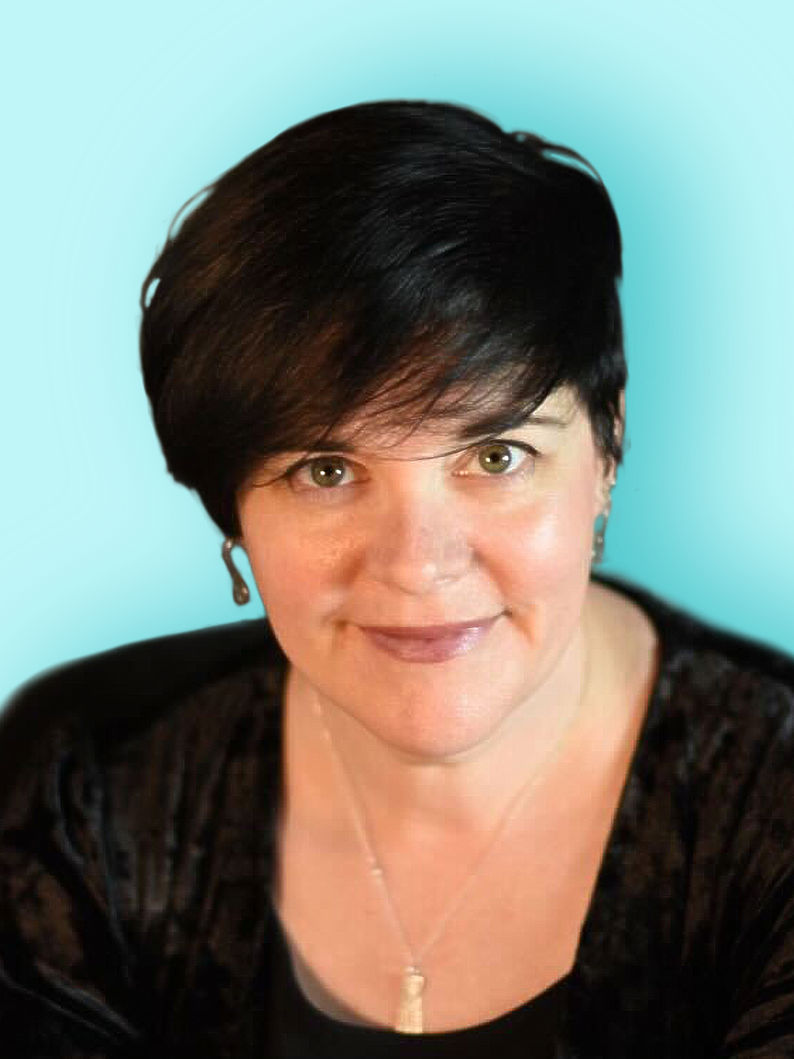 Portrait photo of Amy Leask